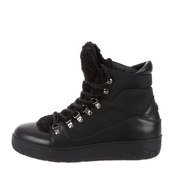 Moncler leather and shearling ankle boots. - Picture 1 of 4